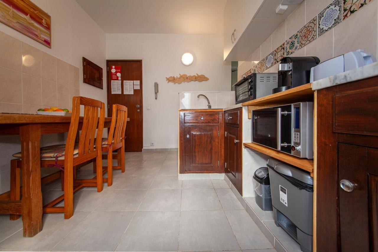 A13 - Channel Street Central Apartment ラゴス エクステリア 写真