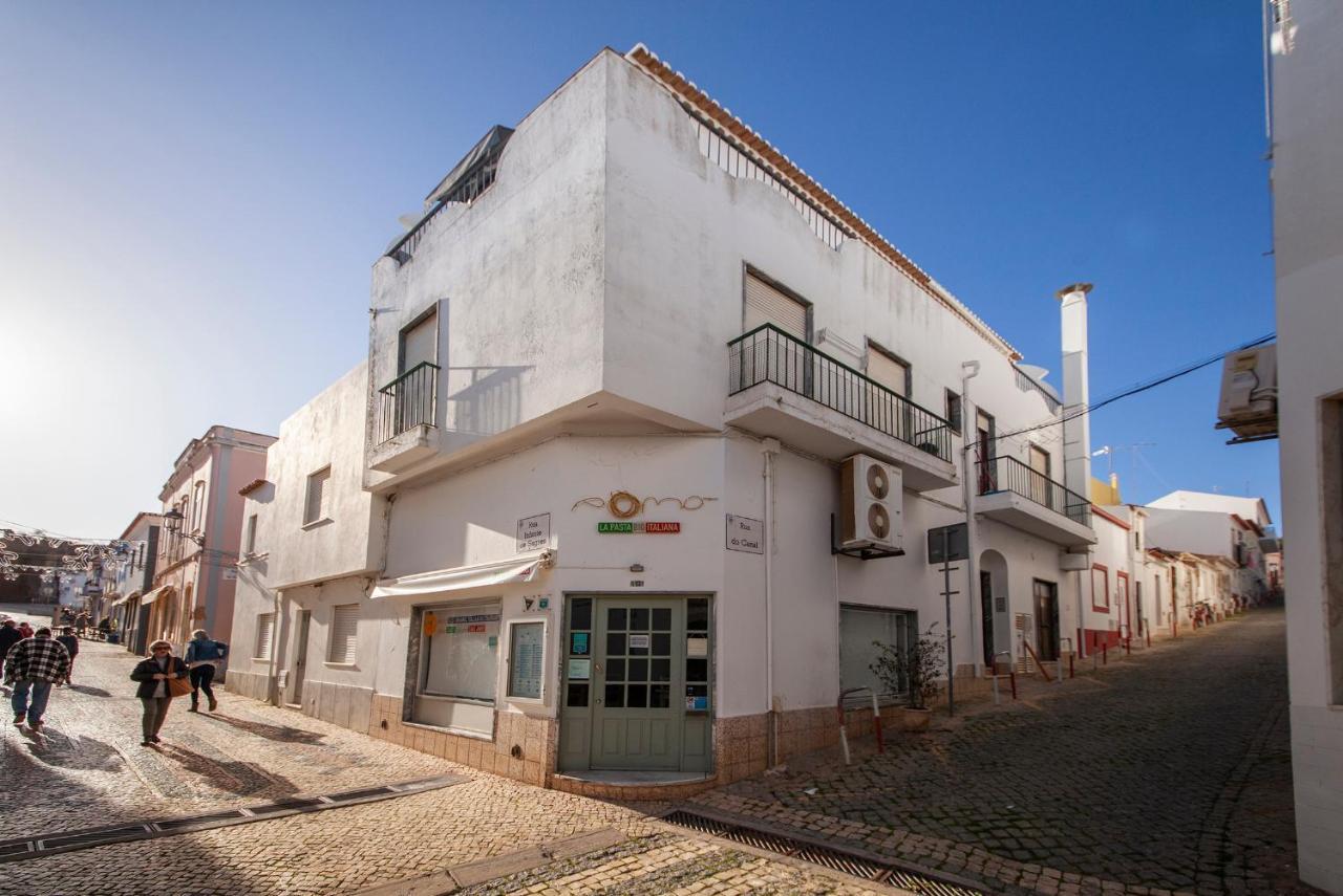 A13 - Channel Street Central Apartment ラゴス エクステリア 写真