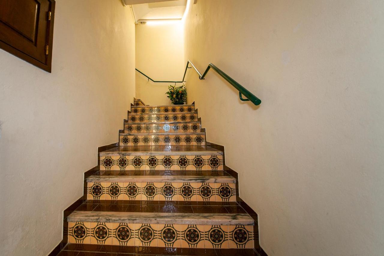 A13 - Channel Street Central Apartment ラゴス エクステリア 写真